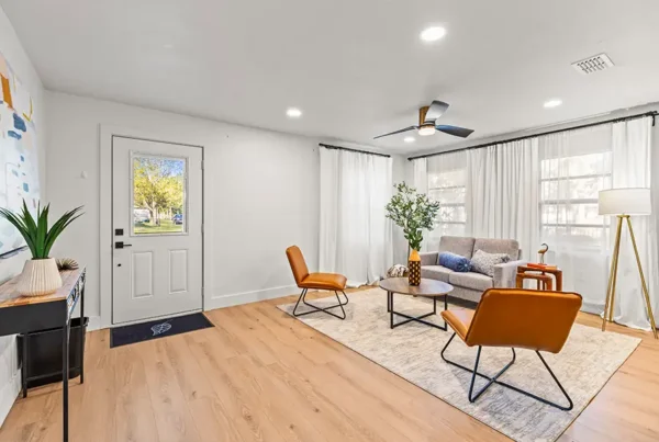 Lovely living room near MacDill